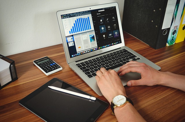 1746534114130997.jpg student-5224082_640.jpg